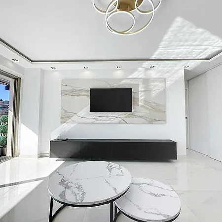 Modern - Ac-1br- 4p -