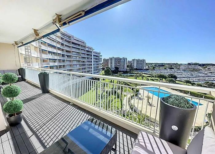 Modern - Ac-1br- 4p -